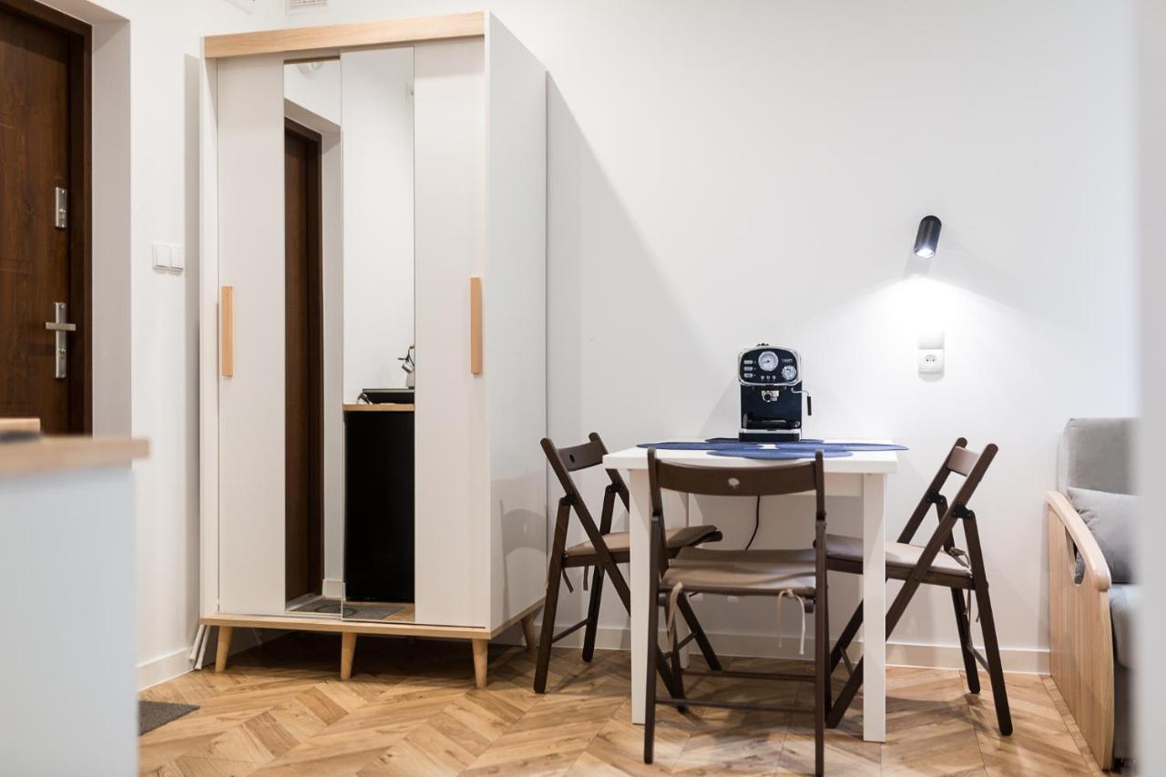 Апартаменты Apartament Na Plantach Леско Экстерьер фото