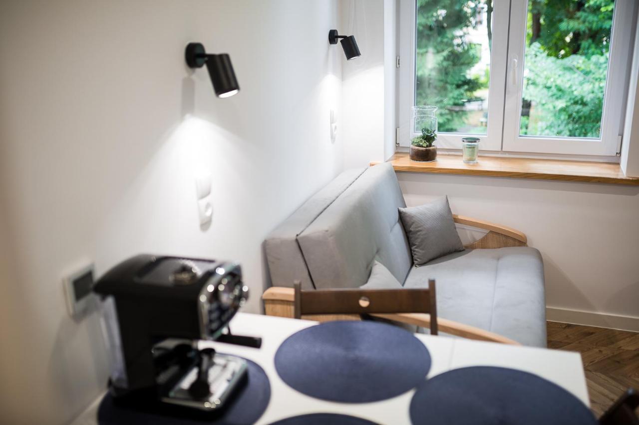 Апартаменты Apartament Na Plantach Леско Экстерьер фото