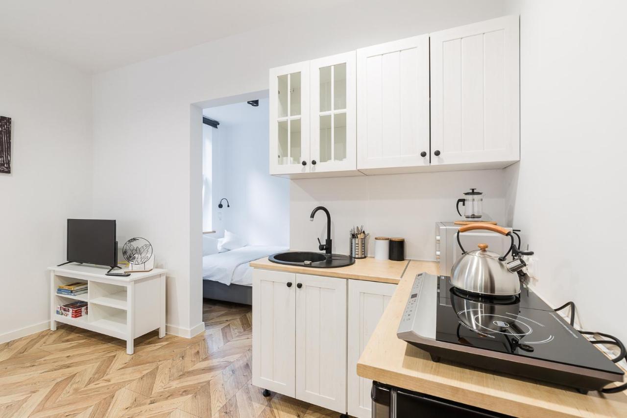 Апартаменты Apartament Na Plantach Леско Экстерьер фото